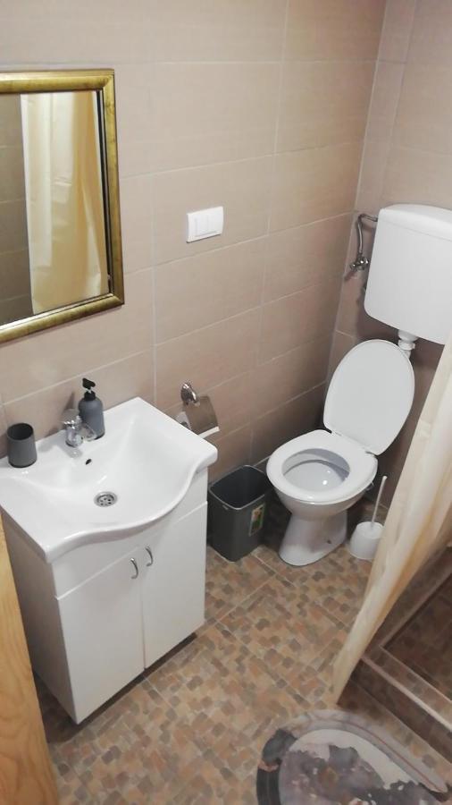 Apartman Romy Pančevo Exterior foto