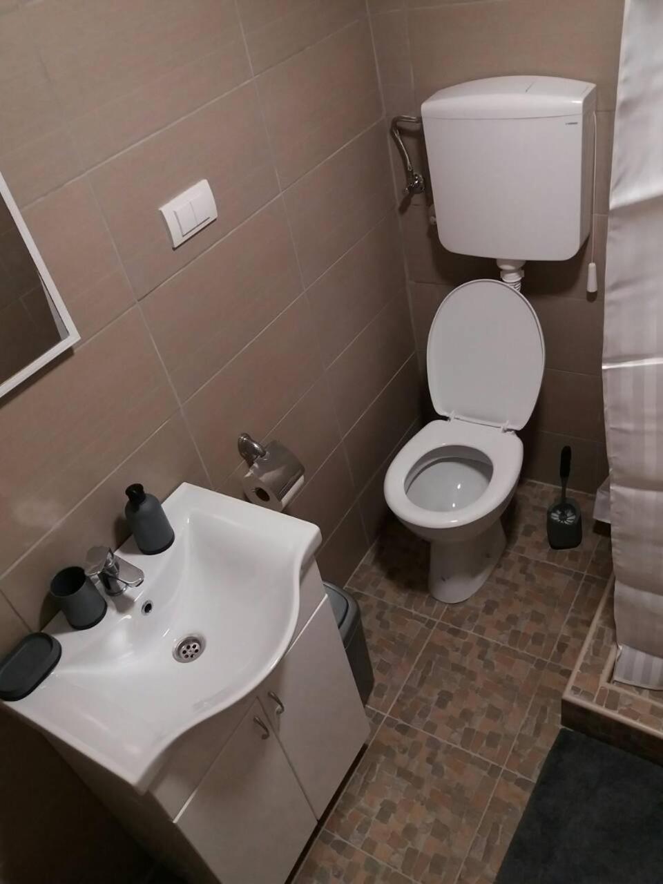 Apartman Romy Pančevo Exterior foto