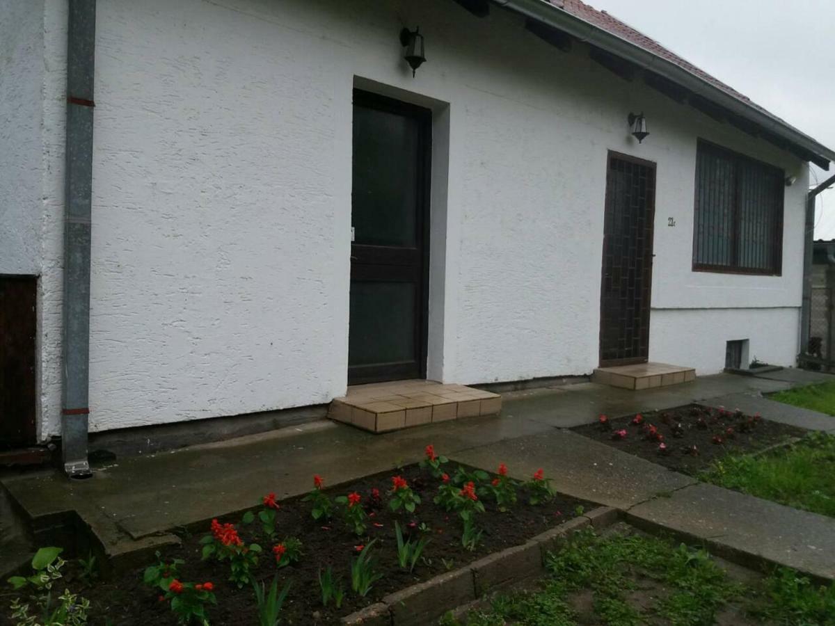 Apartman Romy Pančevo Exterior foto